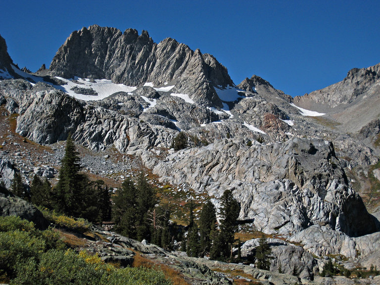 Waller Minaret, Ritter Pass