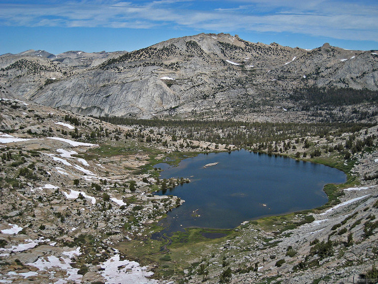 Peak 11357, Vogelsang Lake