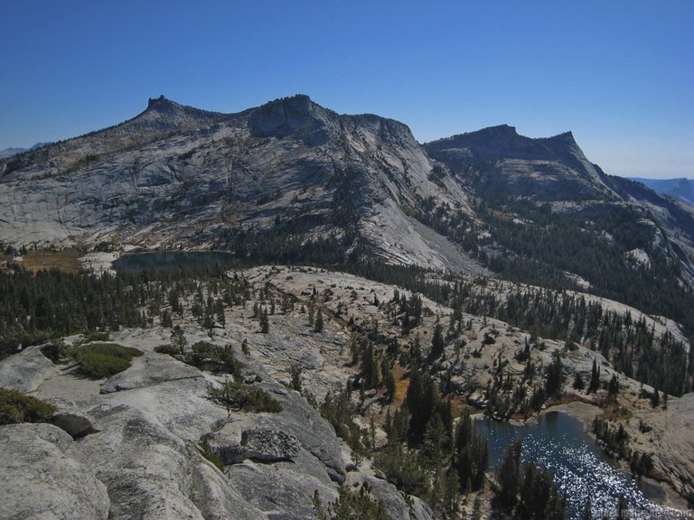 Tresidder Peak, Tenaya Peak