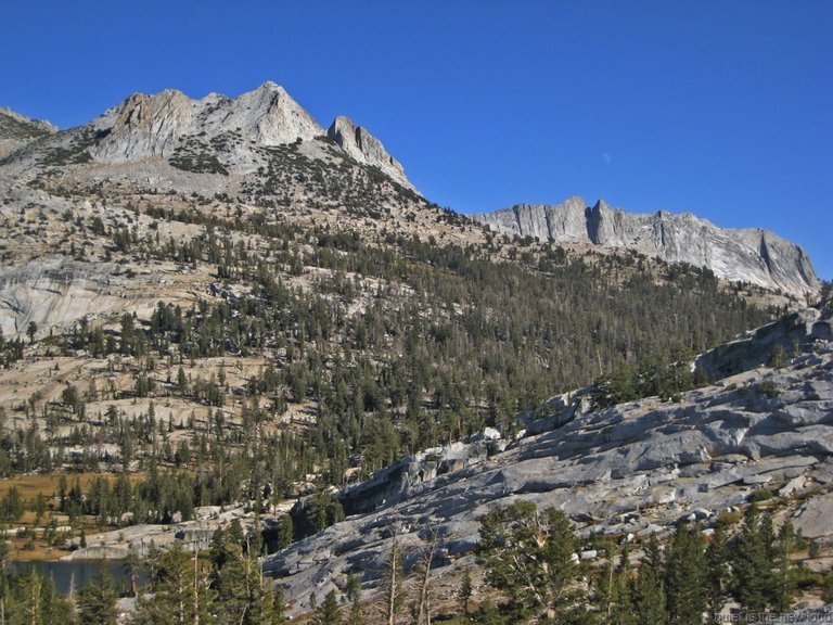 Echo Peaks, Matthes Crest